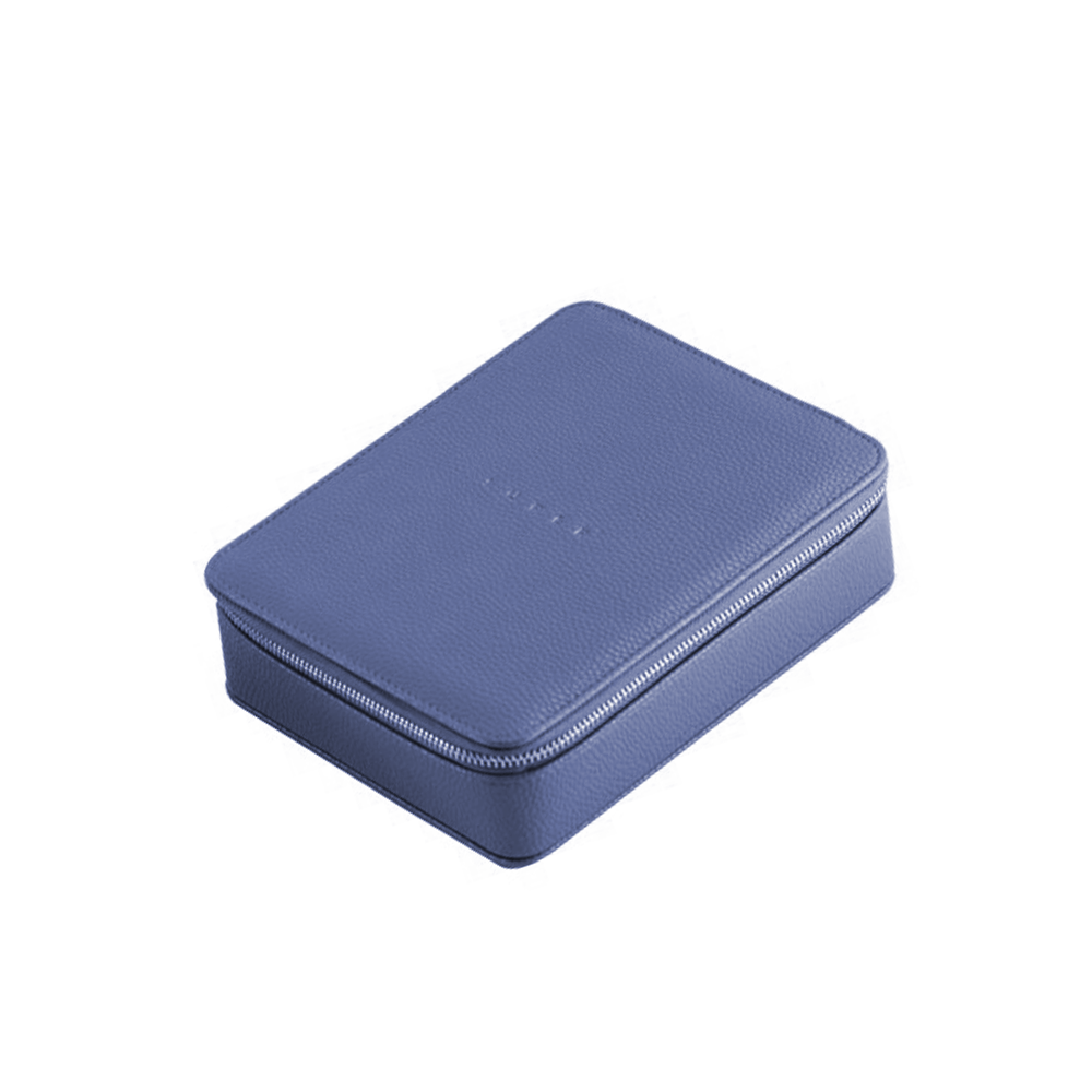 Portagafas en color azul con 3 comparticiones para 3 modelos de gafas de sol o de ver diferentes.