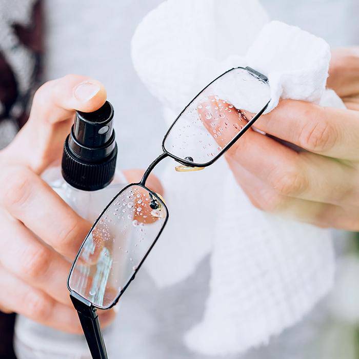 Spray Antivaho para tus gafas. óptica LUPER Murcia