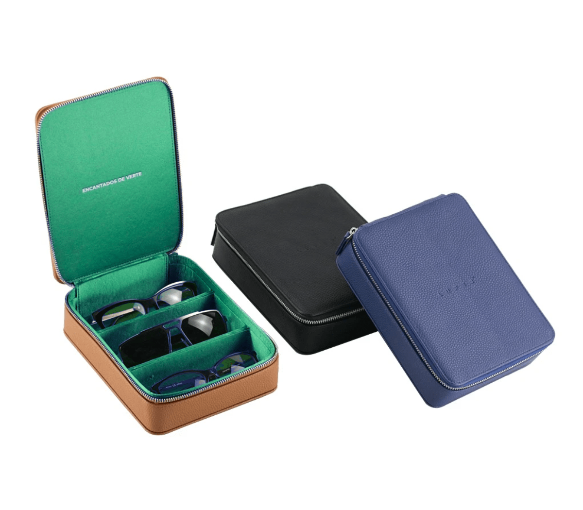 Portagafas para 3 modelos. Disponible en color camel, negro y azul. Transporta tus gafas sin que les pasen nada.